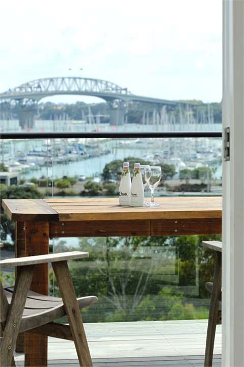 View of Auckland Harbour Bridge