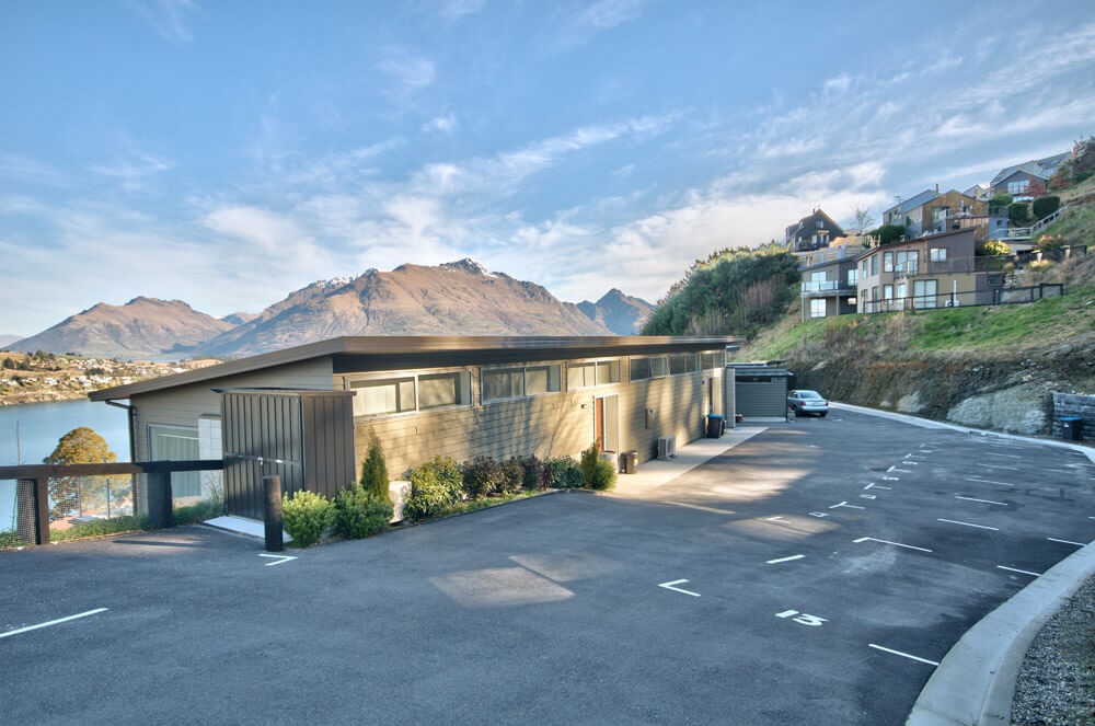 Gold Pine View Disabled friendly Car Park Access