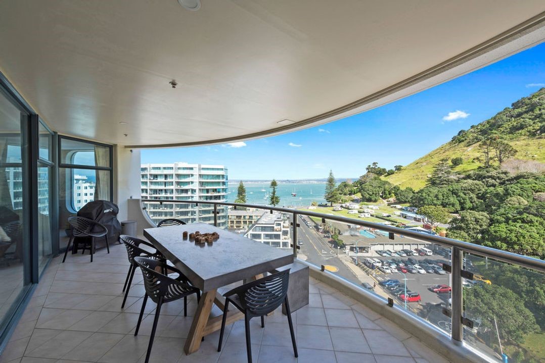 Harbour Mount Ocean Views (Bachcare) Mt Maunganui Bach for rent