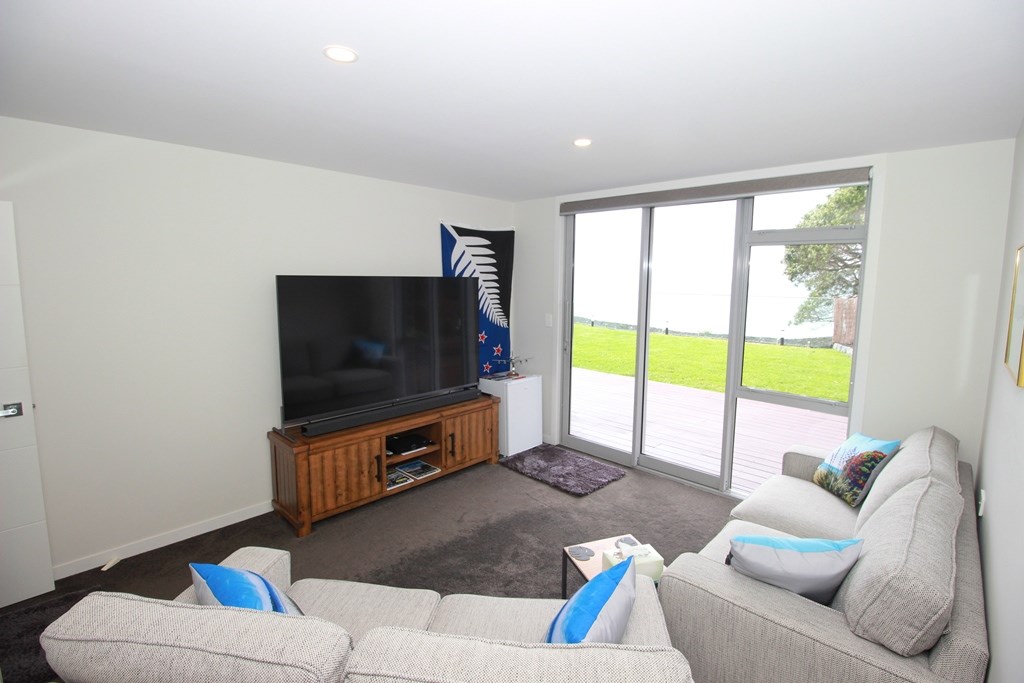 TV room/4th room with sofabed