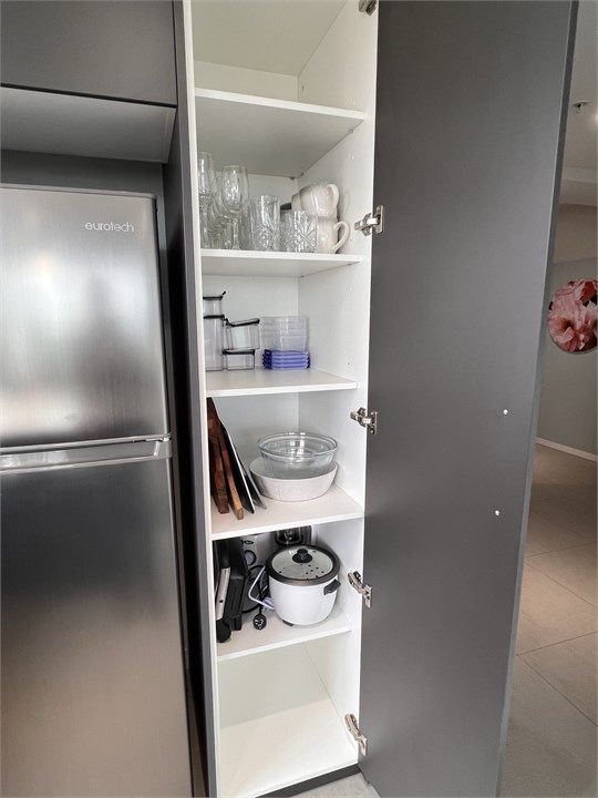 Fully equipped Kitchen area