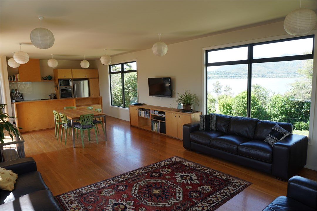 Milnthorpe Magic Milnthorpe Beach House for rent Holiday Houses