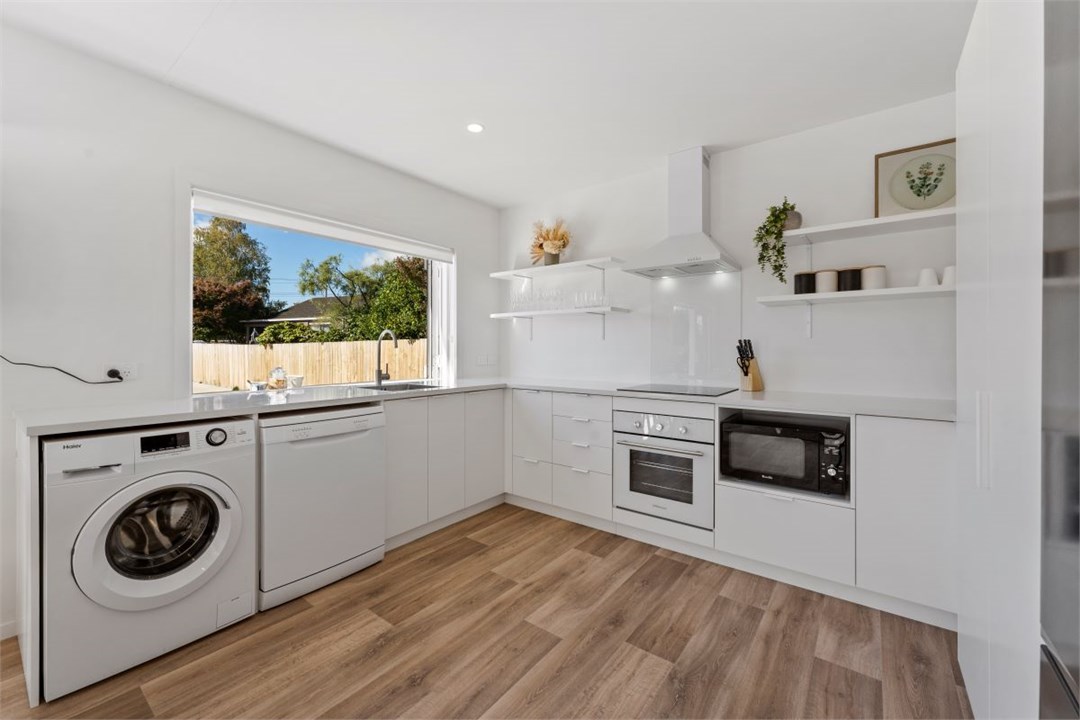 Well equipped kitchen