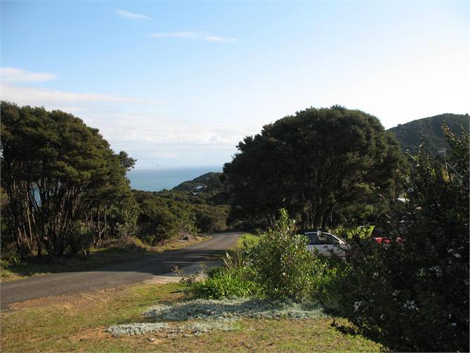 Iona Road, at Top of the Section