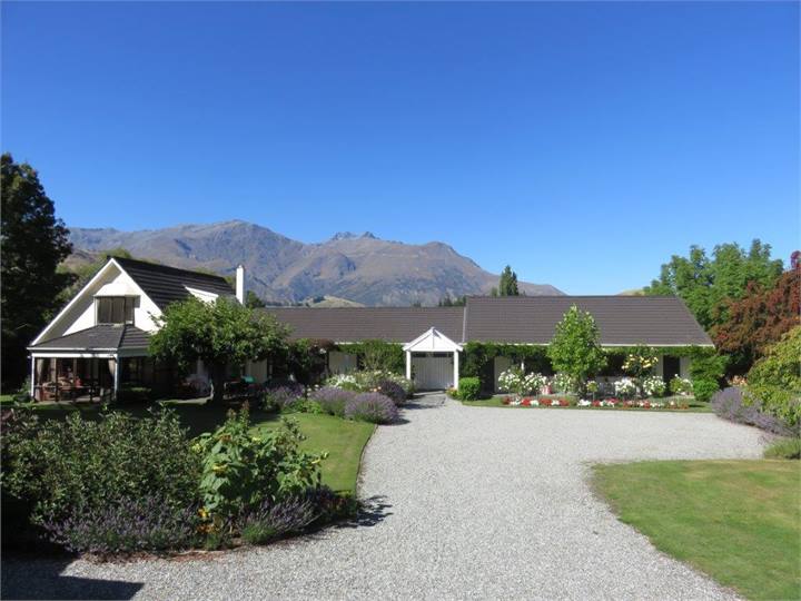 Main house 50m away with Remarkables behind in sum