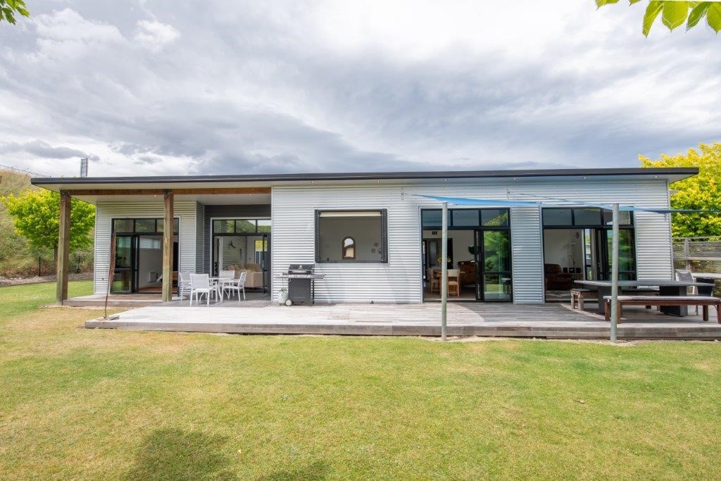 Fully fenced section