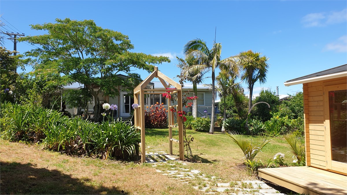 rear garden view back to house