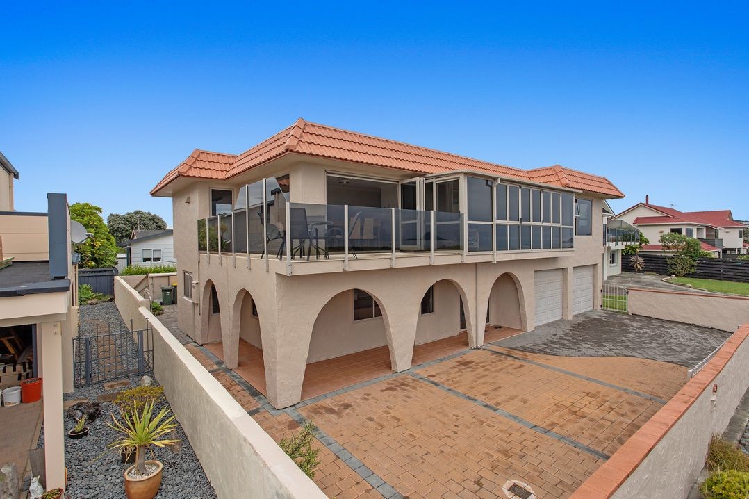 Ocean Breeze Escape (Bachcare) Ohope Beach Holiday Home for rent