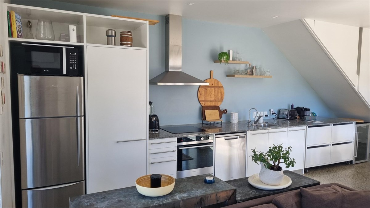 Well equipped kitchen