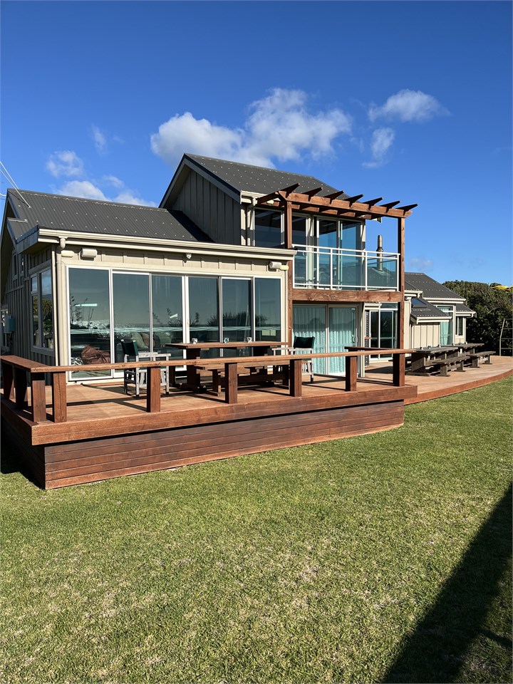 The living room and Kapiti Room