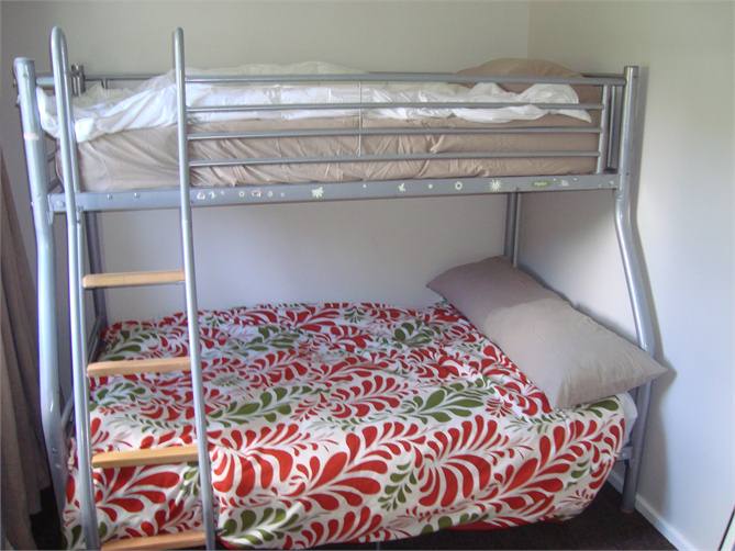 Double bunk ( single on top)
