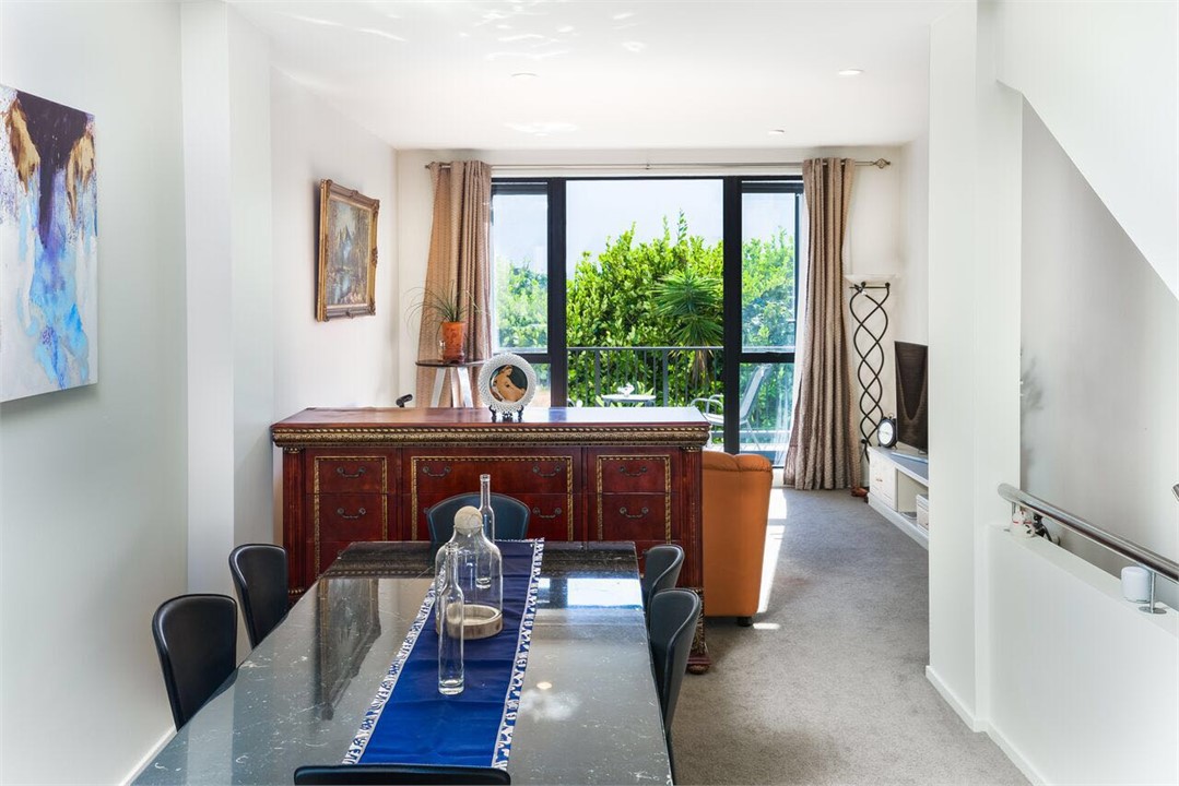 Living & dining area