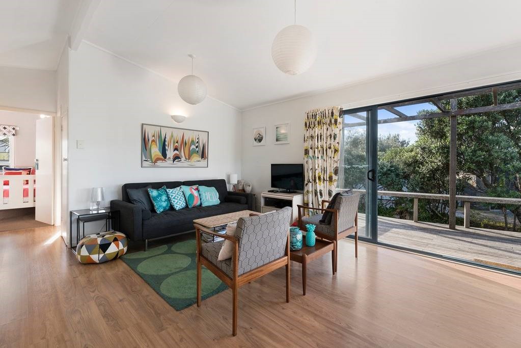 Open plan light, sunny living space.