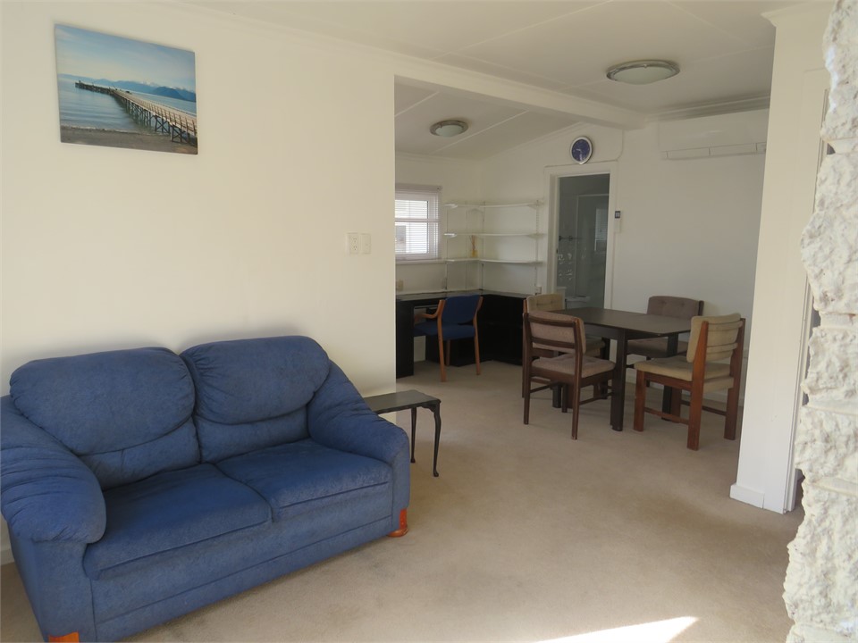 Family / dining area