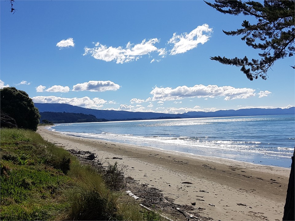Pohara beach 100m from front door
