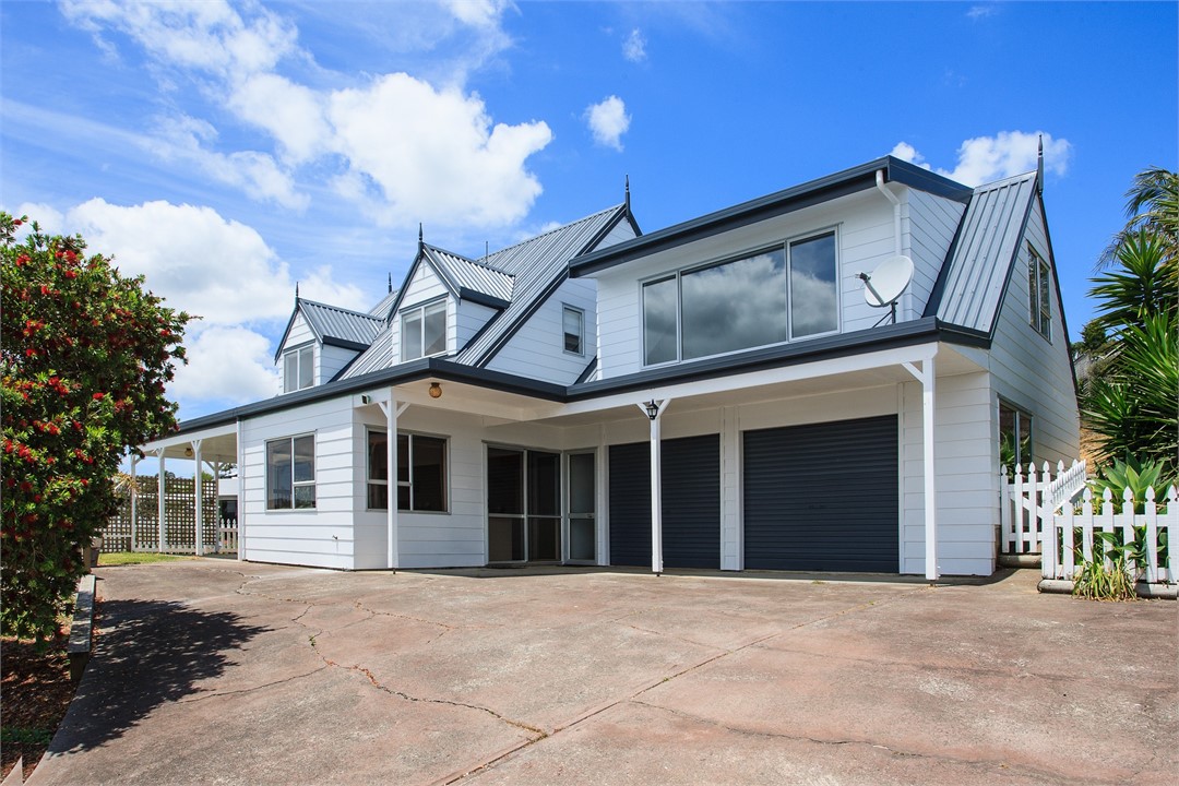Harbourside Cottage Whangarei Holiday Home for rent Holiday Houses