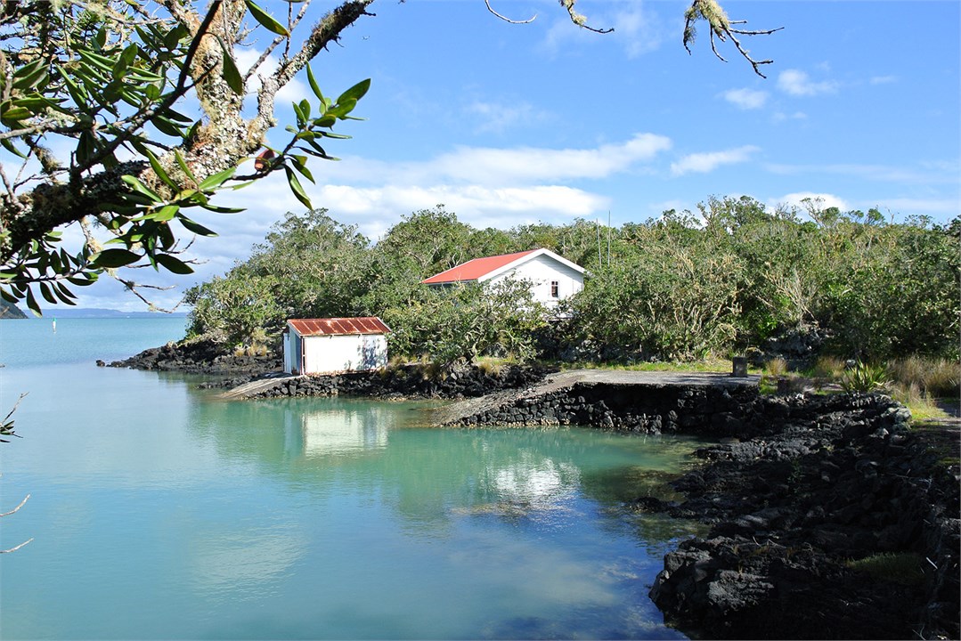 The coastal walk to Bach 78