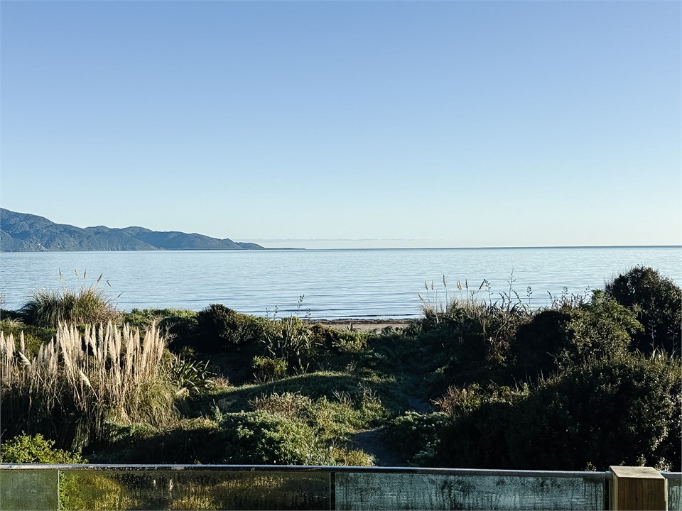 Paraparaumu Beach House - Sunset Shores 5