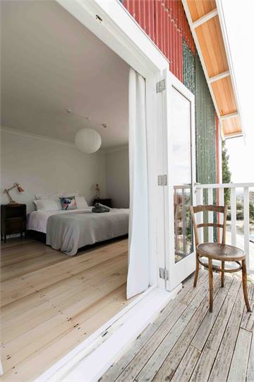 All ensuite rooms have private balconies