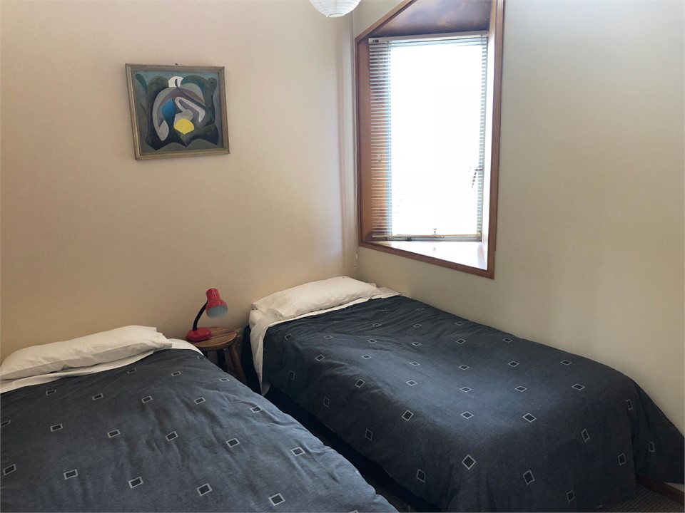 Upstairs side bedroom