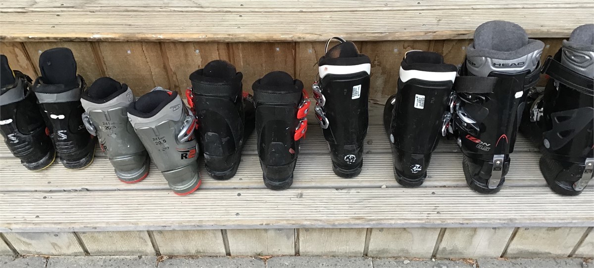 3 ski fields are within easy access