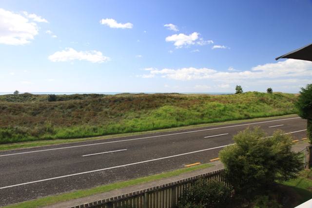 Seaviews from balcony looking towards East Cape