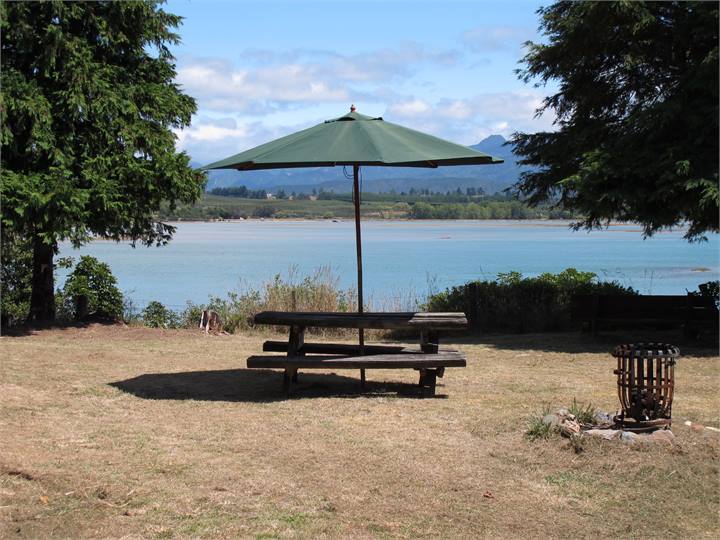 Enjoy sunset dinners with a view