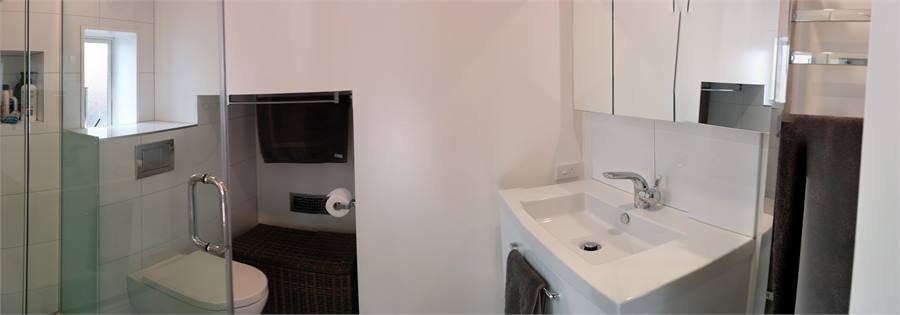 Master ensuite with underfloor heating