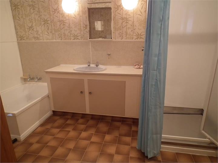 shower/handbasin/shub