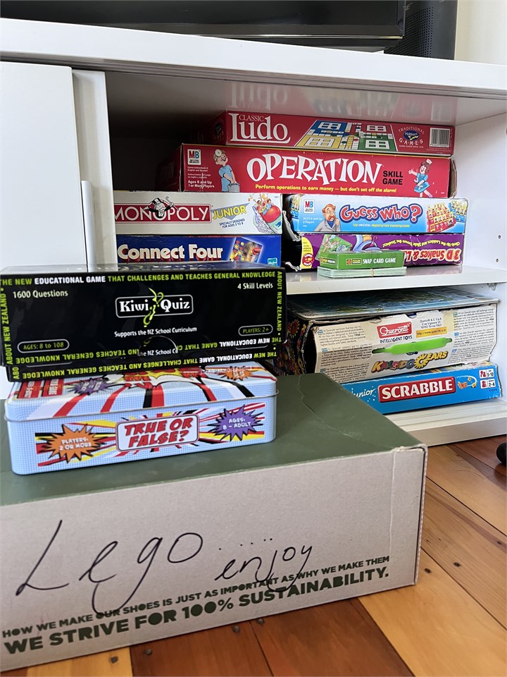 Games for everyone. There is also a basket of toys