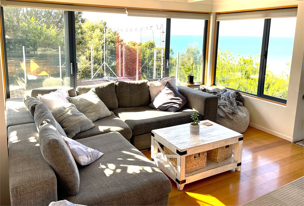 Living Room - Image 1