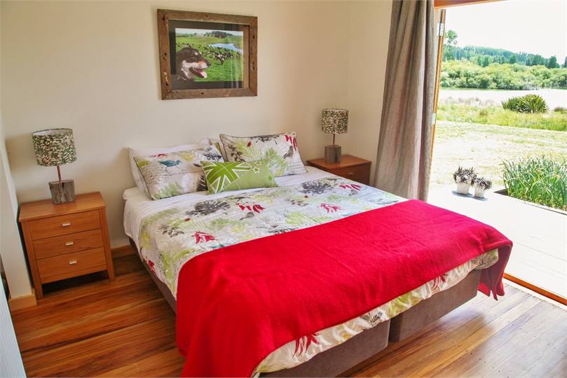 Hunterway Bedroom (Sleeps up to 2)