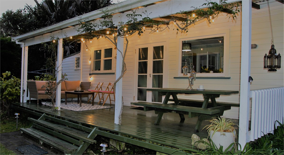 Titoki Cottage Fantastic beach retreat Waipatiki Beach Bach for rent Holiday Houses