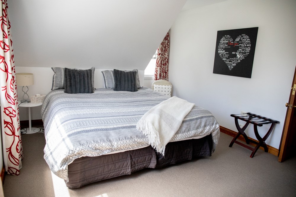 Super King room with ensuite and cot available