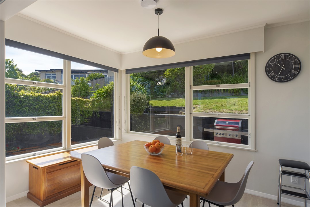 Dining area & sheltered garden & BBQ area outside