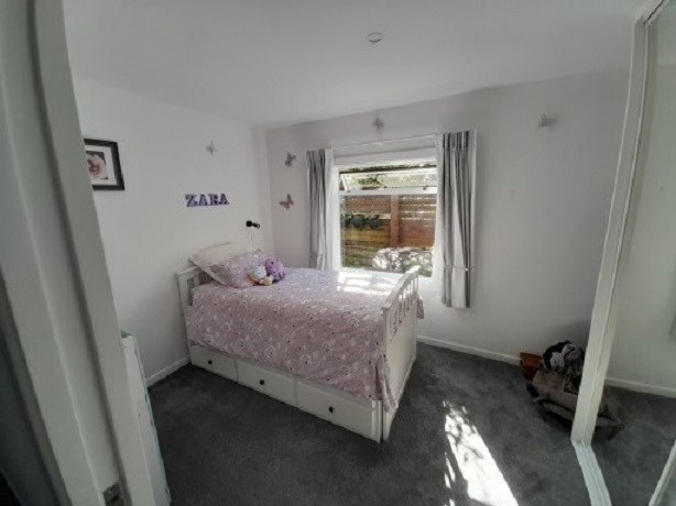 Bedroom with trundler bed underneath