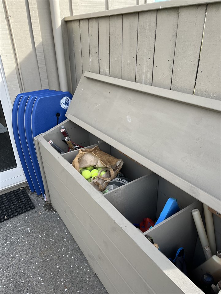 Tennis racquets, boogie boards etc