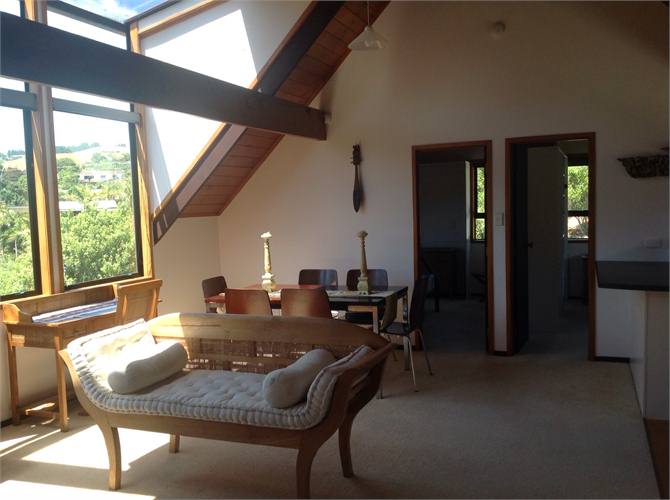 Upstairs 2 bedroom suite