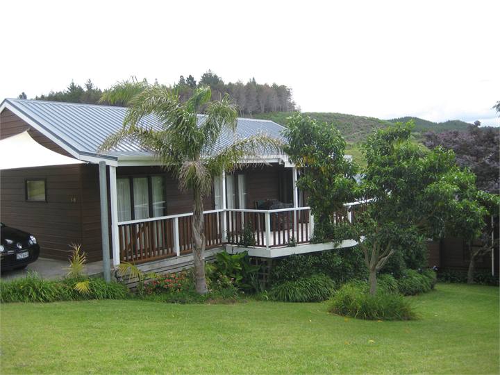 Relaxing Onemana (Whangamata) Onemana Beach House for rent Holiday Houses
