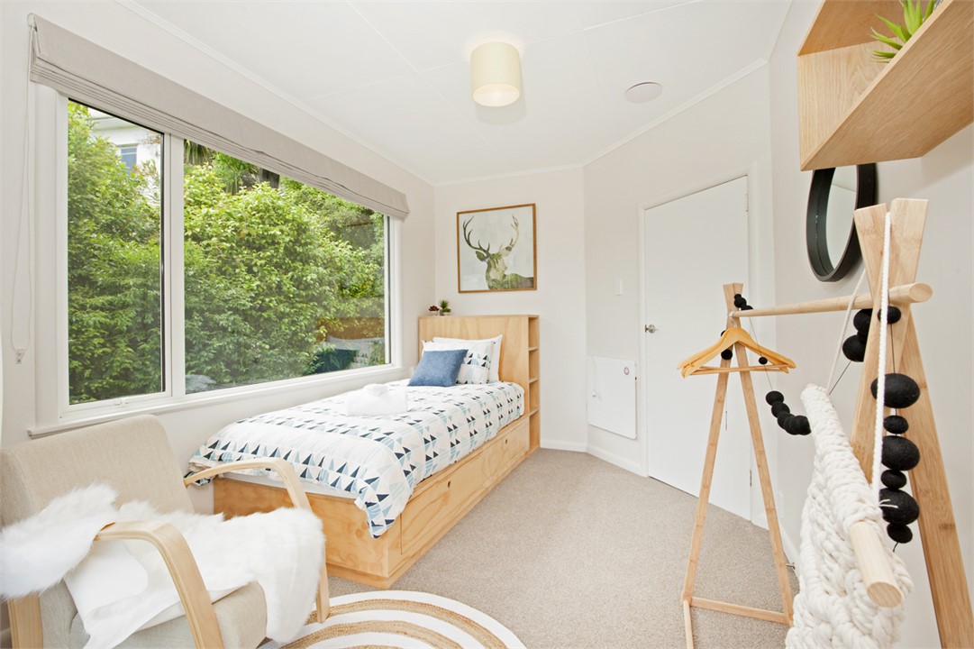 Bedroom 4 with King Single bed