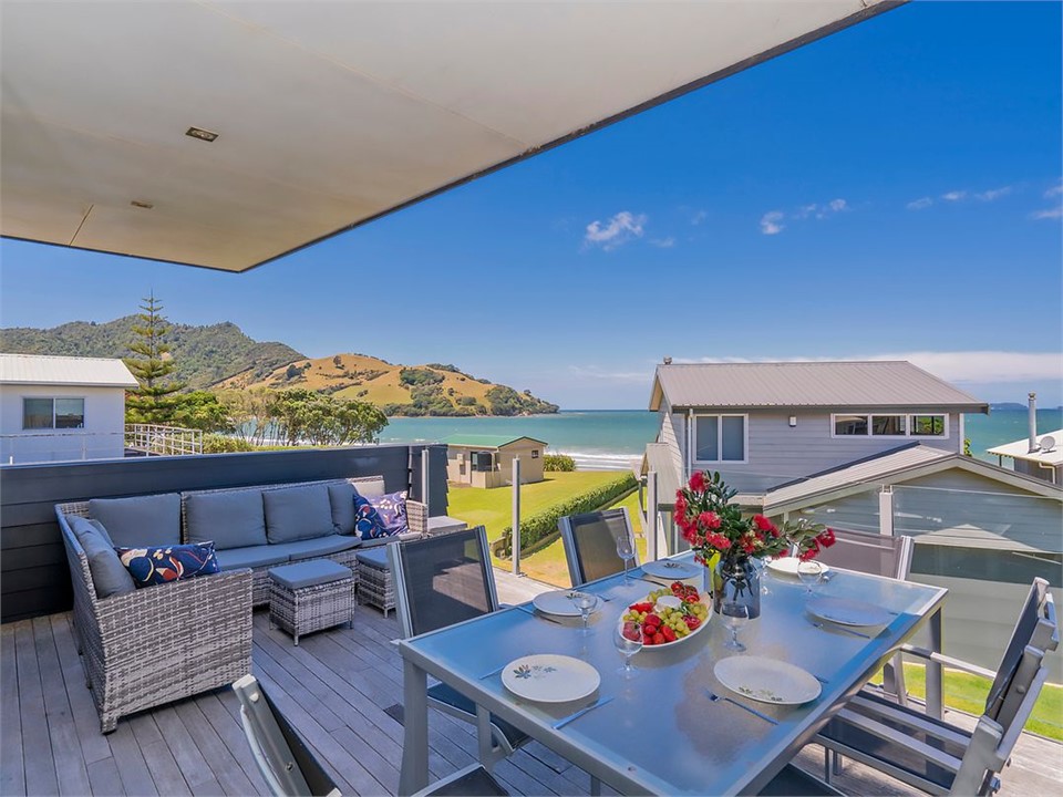 Breezy Views (Bachcare) Whitianga Bach for rent Holiday Houses