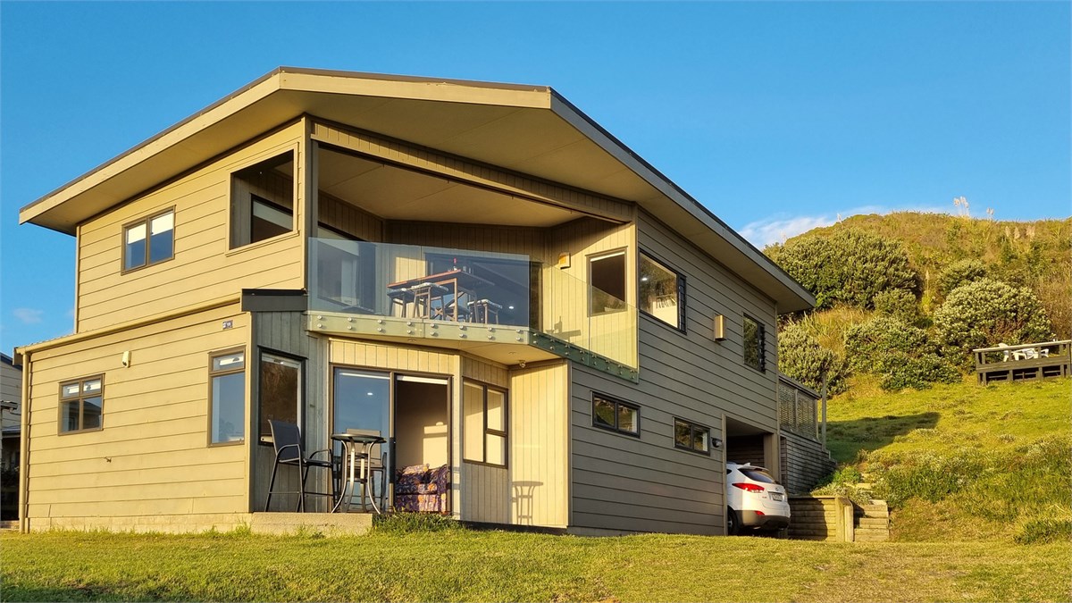 Amazing Kai Iwi Lakes Beach House Omamari Beach House