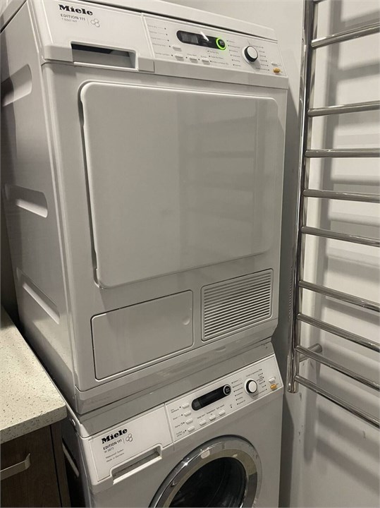Washing machine & dryer