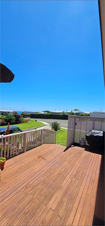 Lower level deck with BBQ