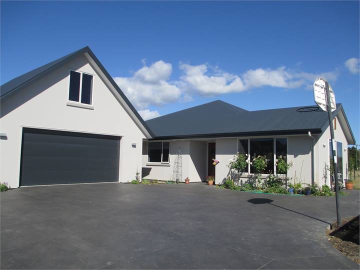 Family Friendly Home Brightwater Brightwater Residential House for