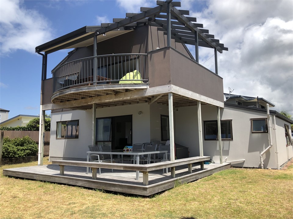 Upper and lower decks