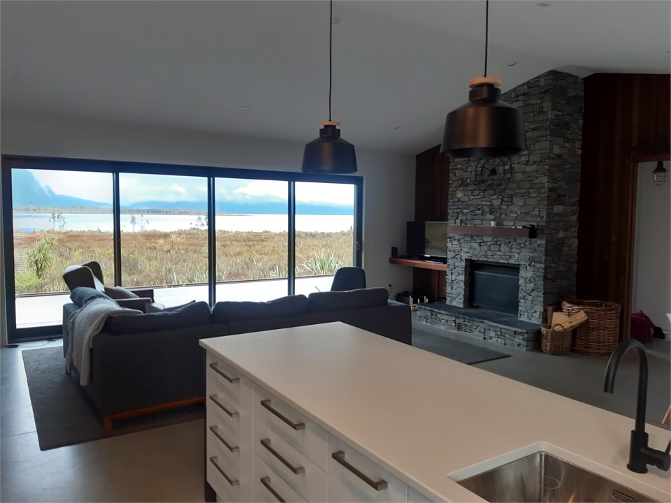 Lake Escape Moana Holiday Home for rent Holiday Houses