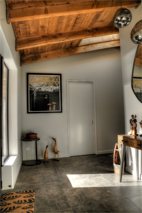 Welcome!!  The entry area