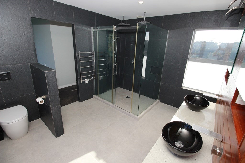 Ensuite