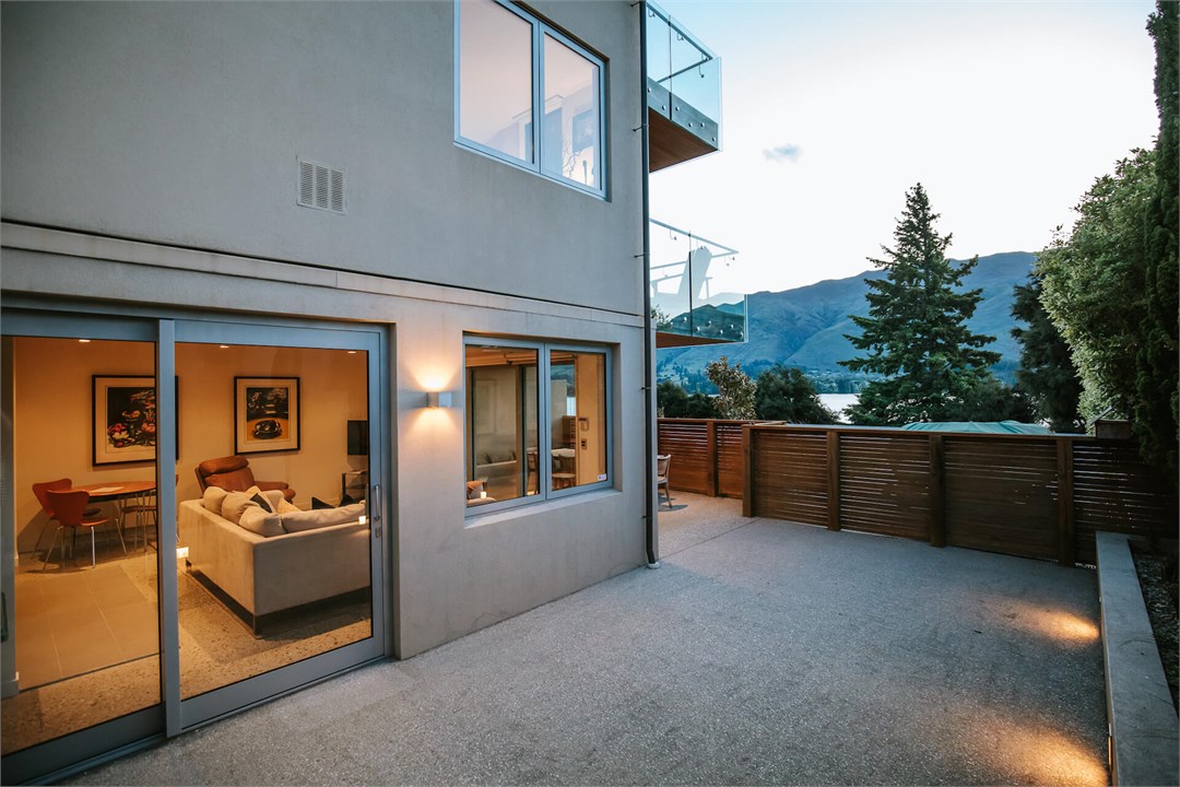 Release Wanaka - Lakeside Road